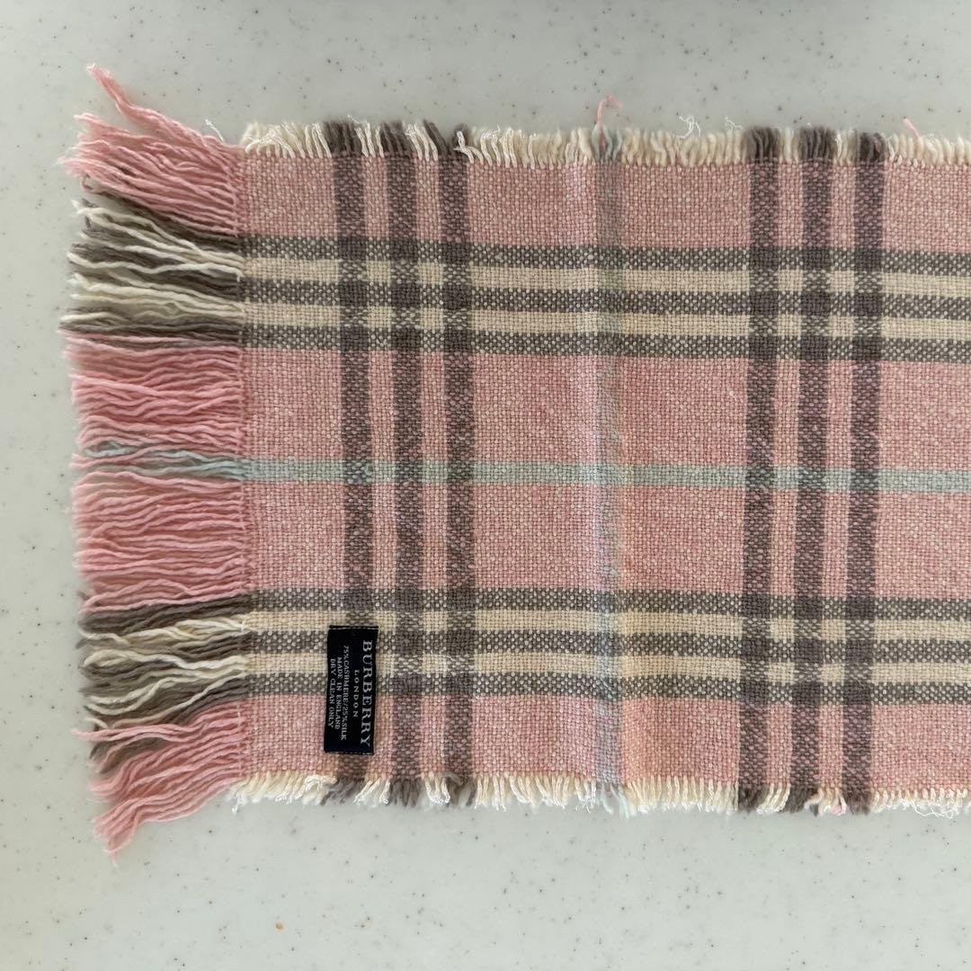 バーバリー ロンドン ピンク チェック柄 マフラー - メルカリ